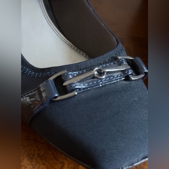 LifeStride Gazette Navy blue shoes 8 1/2 heels wedge style - Picture 6 of 6